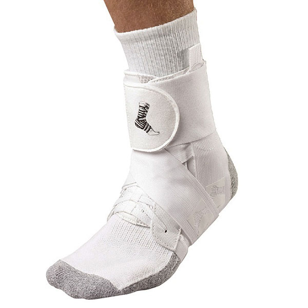 Бандаж на голеностопный сустав The ONE Ankle Brace.